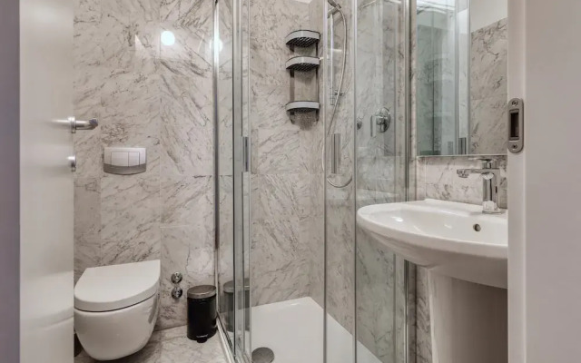 JOIVY Welcoming 3BR Flat in Milan Centre