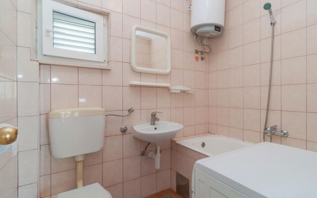 Stunning Apartment in Solin With 3 Bedrooms and Wifi