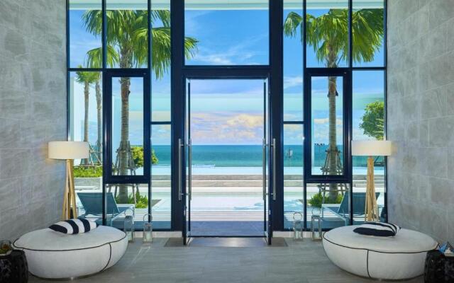 Kuno - 2Br, Beachfront Jomtien