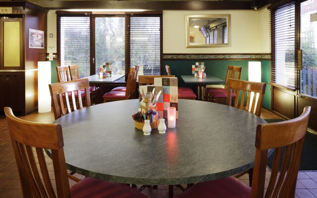 ibis Plymouth