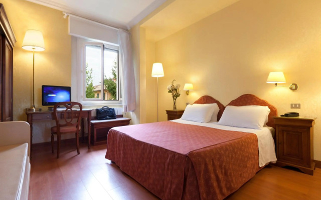 Hotel Diana