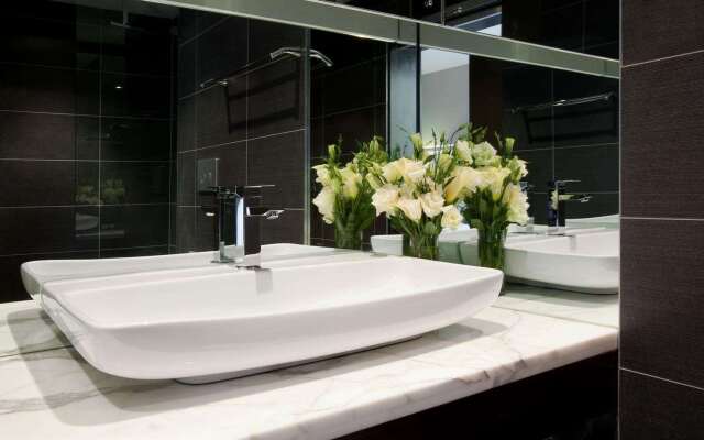 Crowne Plaza Melbourne Carlton by IHG
