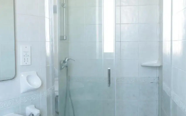 Stunning 4 Bedroom Apart. Near Balluta Bay
