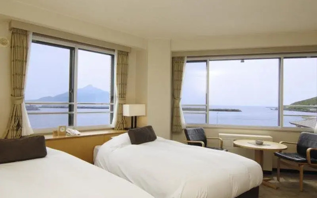 Hotel Rebun