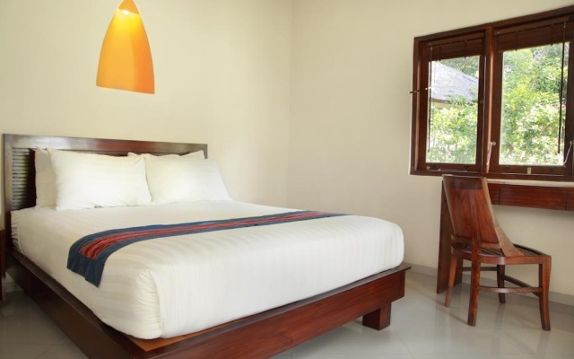 Puri Rinjani Bungalows – Guest Rooms – Kuta