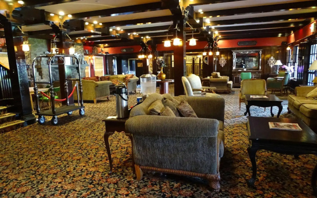 Glen Tavern Inn