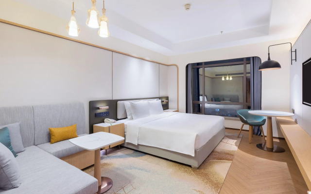Holiday Inn Chongqing Guanyinqiao by IHG