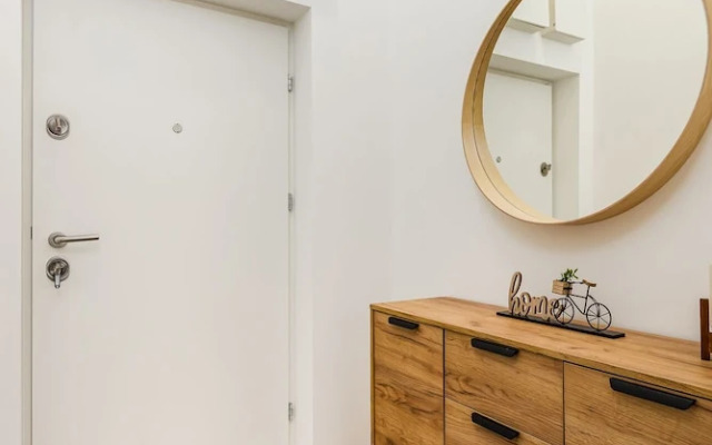 Venus Apartments - Westside Residence