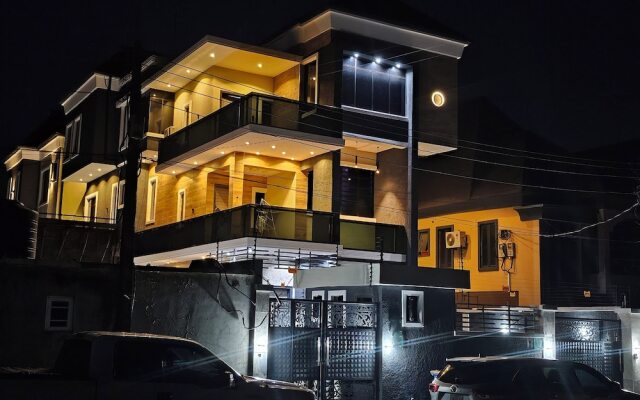 Sapphire Residences by Crystal Magodo