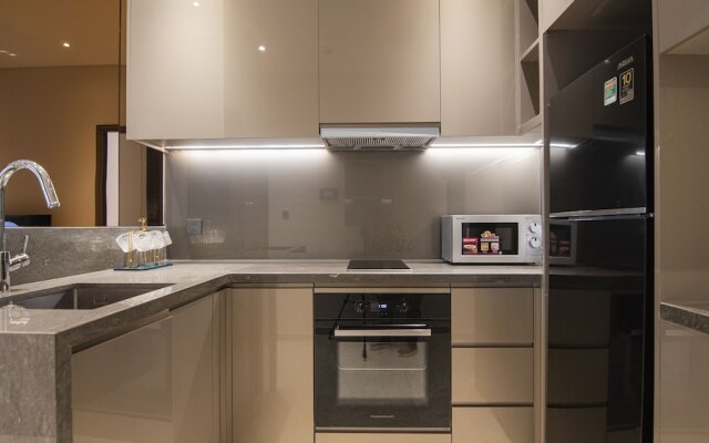 Le Places The Luxury MarQ Saigon Apartment