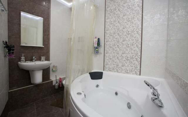 Апартаменты ИннХоум - Площадь Революции