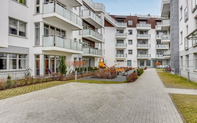 Grand Apartments - Aqua