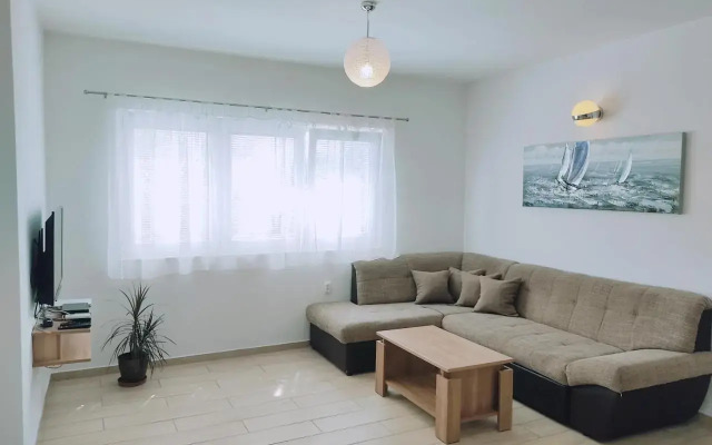 Apartments Nina
