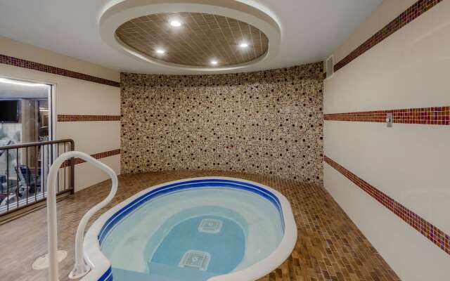 Best Western Premier Denham Inn & Suites