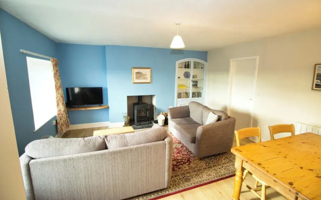 Accessible Bungalow - 4 Beds 2 Baths -dog Friendly