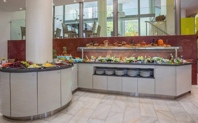 Kyma Suites Beach Hotel