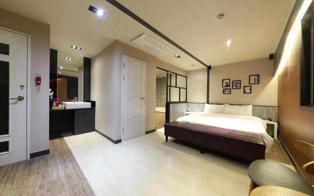 MU Hotel