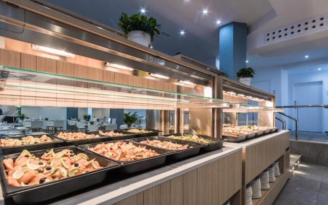 Aparthotel Esquinzo Y Monte Del Mar