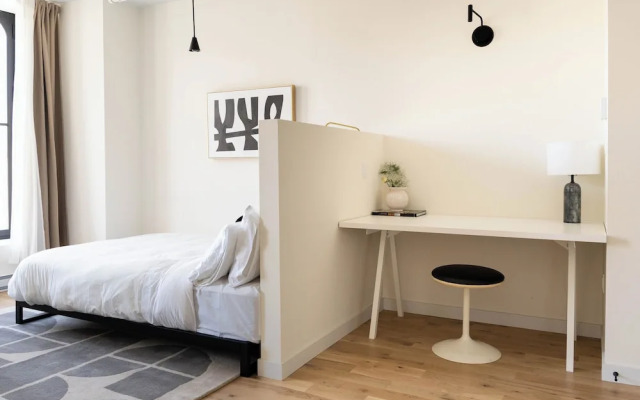 Maison Place Jacques-Cartier by Luxury In Transit