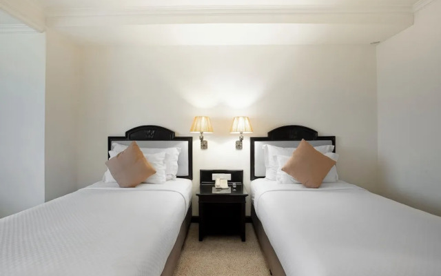 ARTOTEL Suites Aquila Bandung