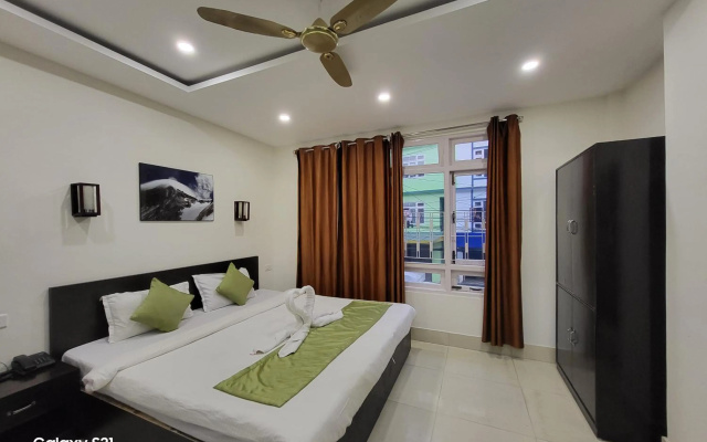 Golden Star Continental & Spa – Guest Rooms – Gangtok
