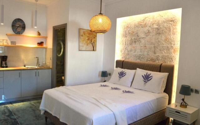 Golden Mile STUDIO-APARTMENT