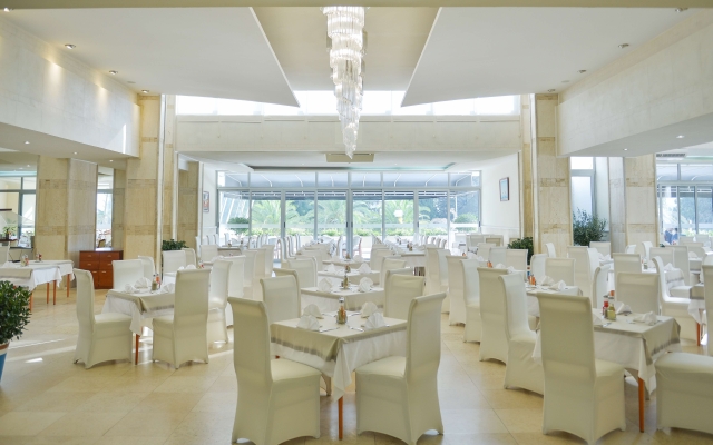 Mediteran Hotel & Resort