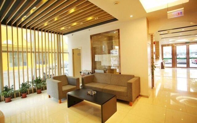 Motel 168 Shanghai Nanhui Huinan Subway Station