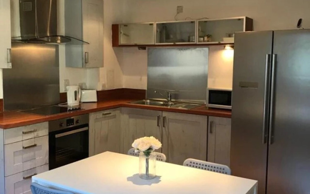Apex Variety Gate Apartment