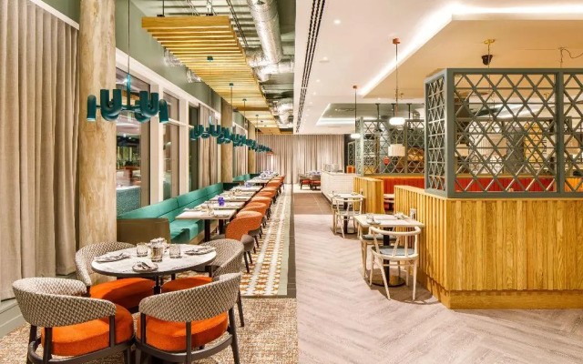 Holiday Inn Manchester Airport by IHG