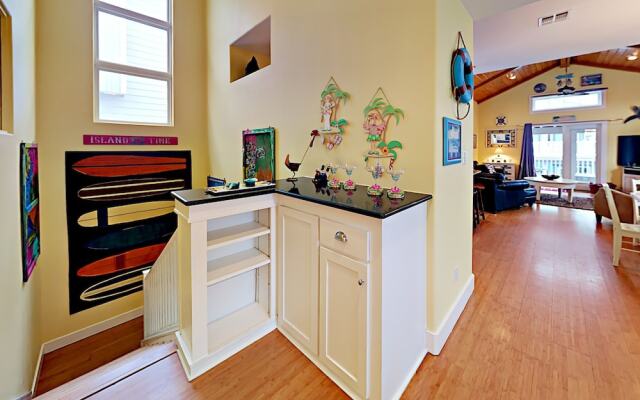 Banyan Beach House - Three Bedroom House
