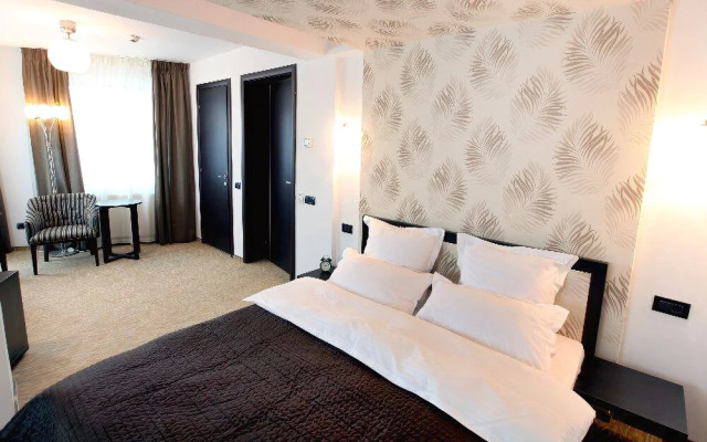 Ambiance Hotel