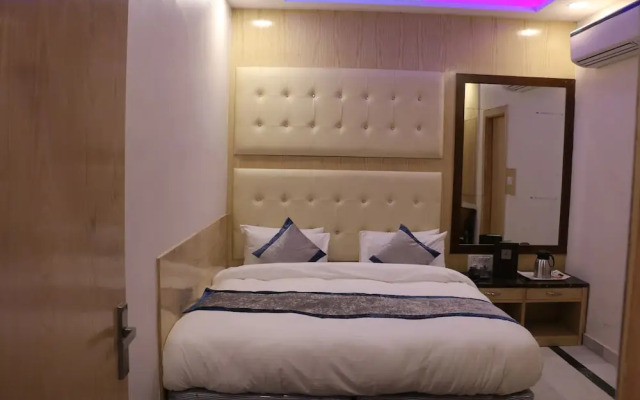 Hotel Karlo Kastle By Sushant Travels
