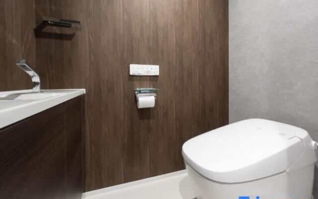 Creal Premier Akasaka