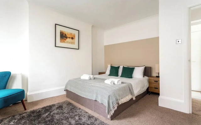 Super Central 3 Bed Property