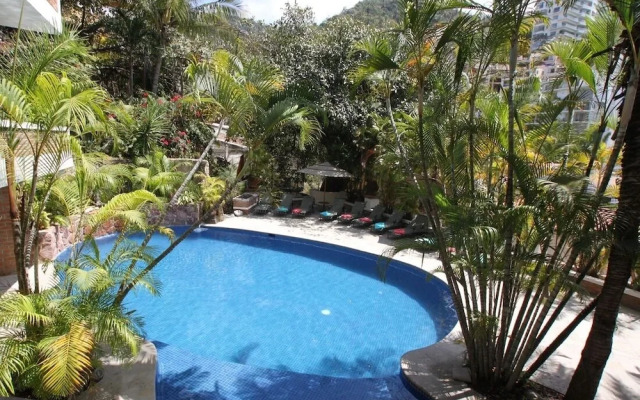 Villa Las Palmeras Gay Hotel