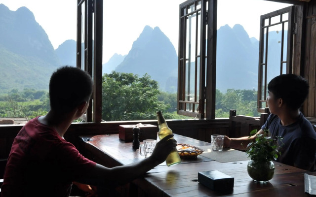 Yangshuo Mountain Nest Boutique Hotel