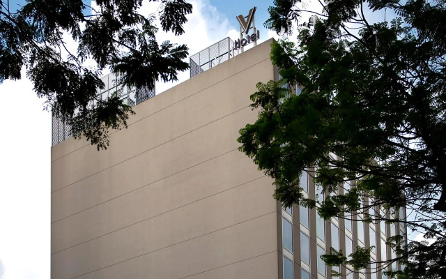 V Hotel Bencoolen