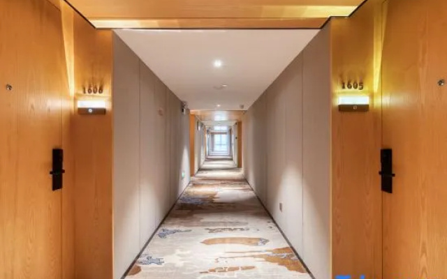 Kelly International Hotel (MixC Branch at Guilin Railway Station)