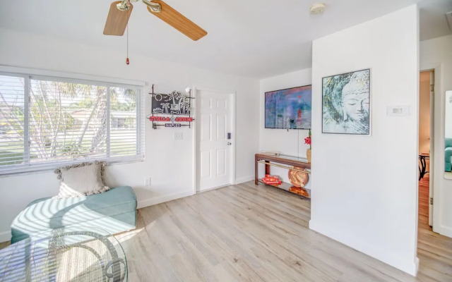 Cozy & Bright Naples Abode w/ Community Amenities!