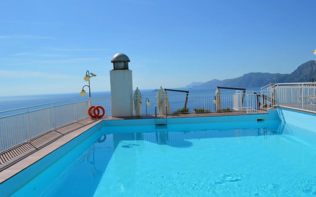 Hotel Tramonto d'Oro