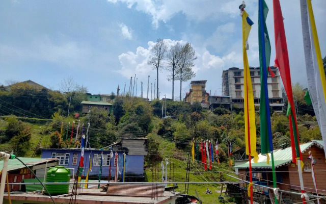 OurGuest Dhatup Homestay