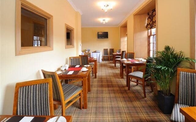 The Crown Hotel
