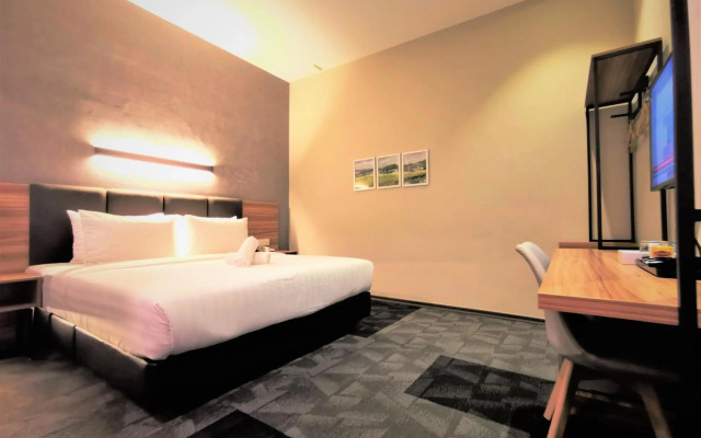 Prestigo Hotel