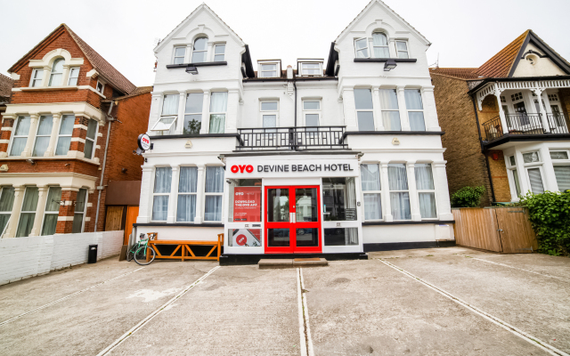 OYO Devine Beach Hotel, Westcliff Southend-On-Sea