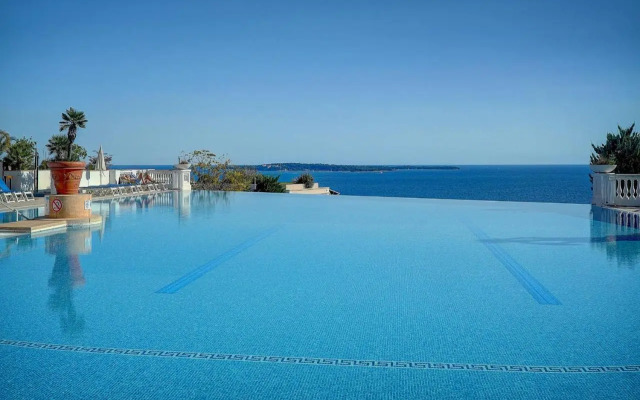 IMMOGROOM - 3 Rooms - Renovated - Pool - Air conditioning - Parking -