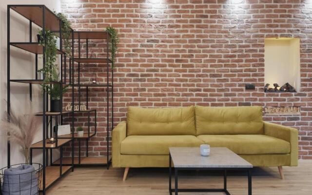 Apartment De Ville 2020.