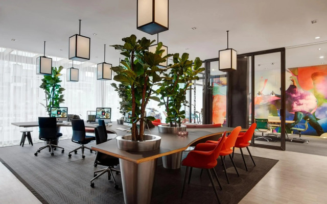 citizenM Schiphol Airport