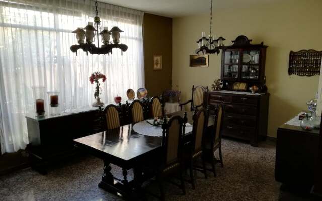 Mariana's Petit Hotel