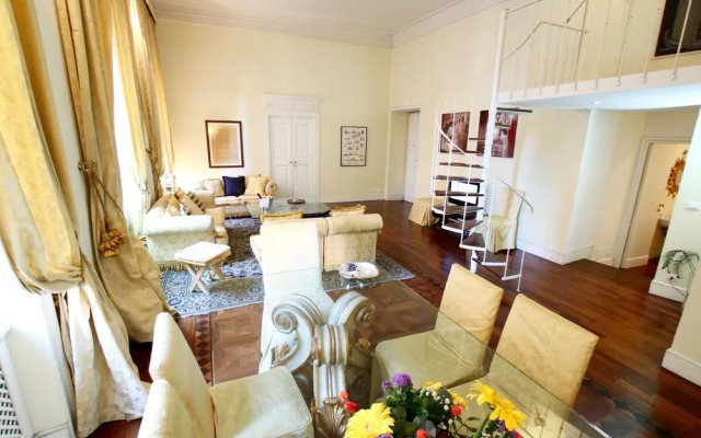 Sleep in Italy - SpanishSteps Apartments